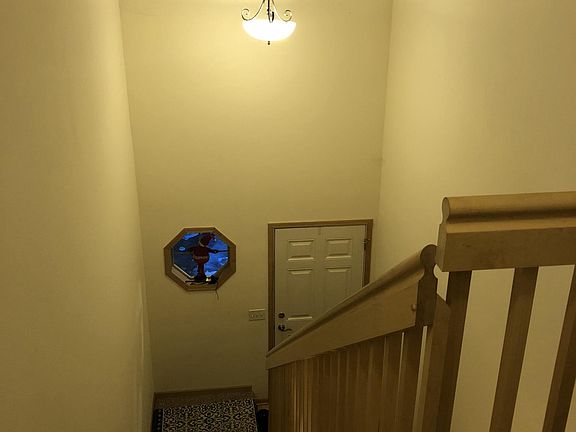 5th image of 845 Kimball Ln Unit 8