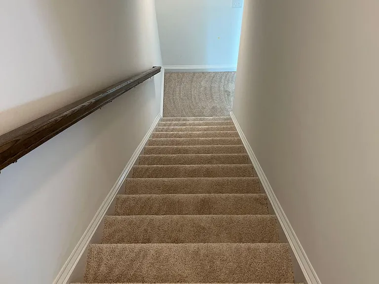 3141 Belle Ave NE — Photo 4