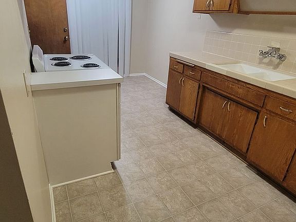 3rd image of 6308-6312 Newlin Ave #6308-G