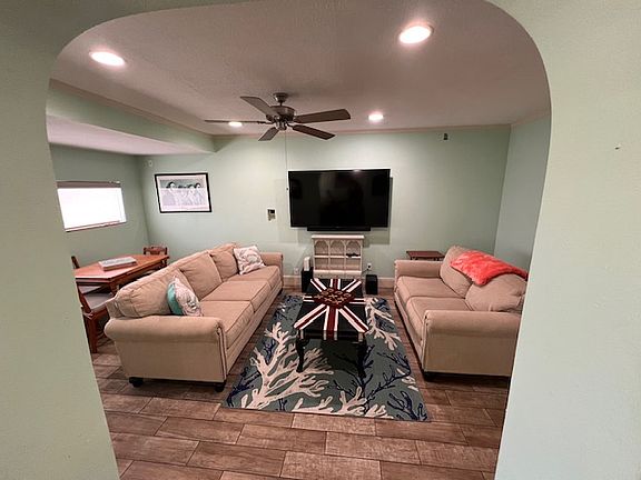 2nd image of 224 Coral Dr