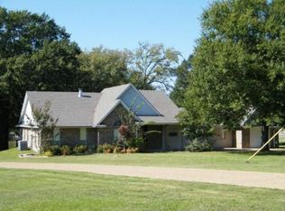 15300 Sapphire Ln, Streetman, TX 75859