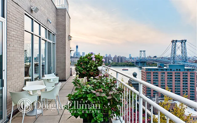 Sold by Douglas Elliman | media 24