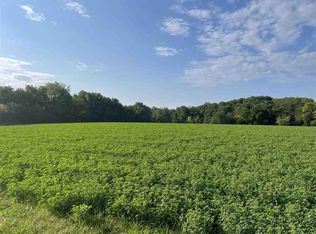 1575 Deer Path Ln, Franklin Grove, IL 61031