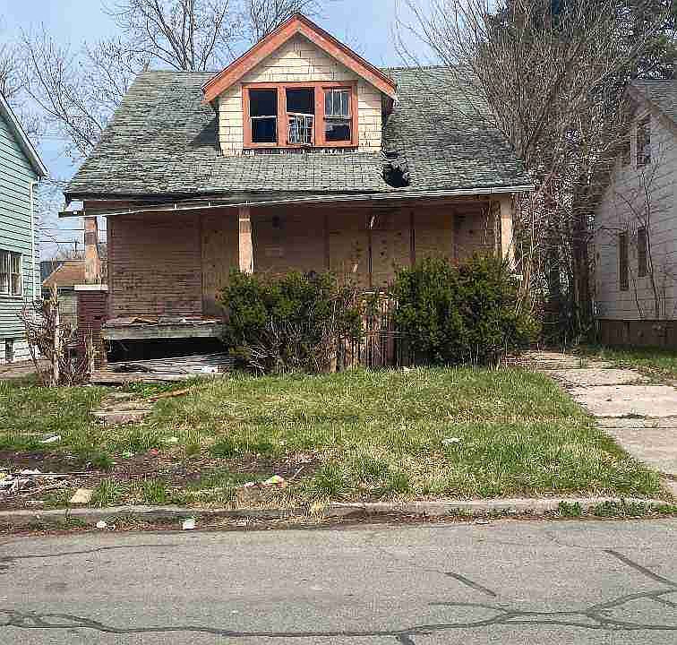 10114 Cedarlawn