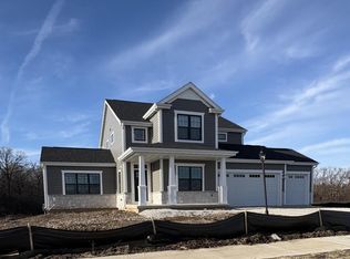 9155 S Winding Way, Franklin, WI 53132