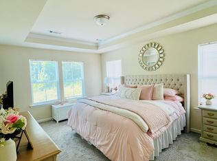 915 Falls Grove Trl, High Point, NC 27265