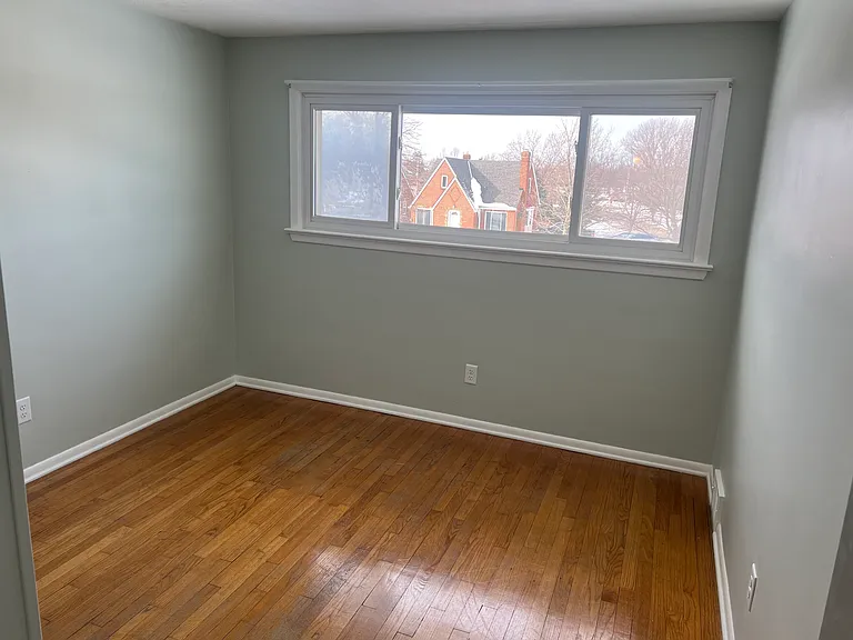 6685 Hollywood Dr — Photo 13