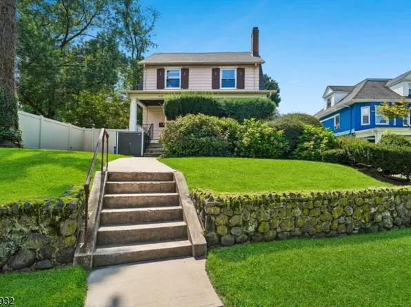 621 Springdale Ave, East Orange City, NJ 07017