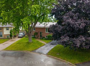 38 Taylor Cres, Saint Thomas, ON N5R5J4
