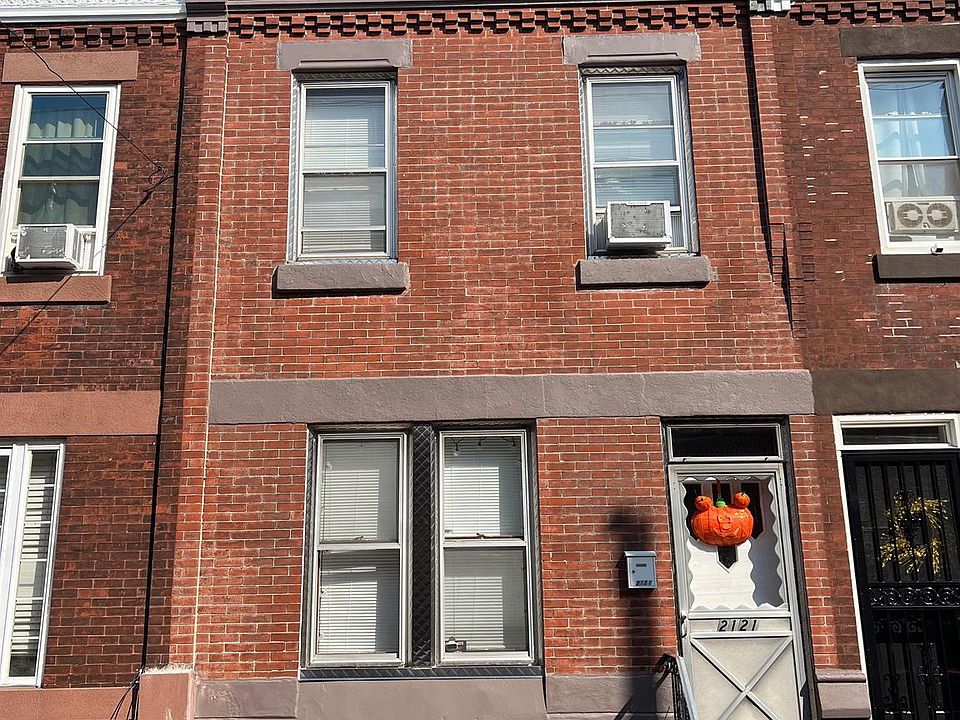 1st image of 2121 S Rosewood St