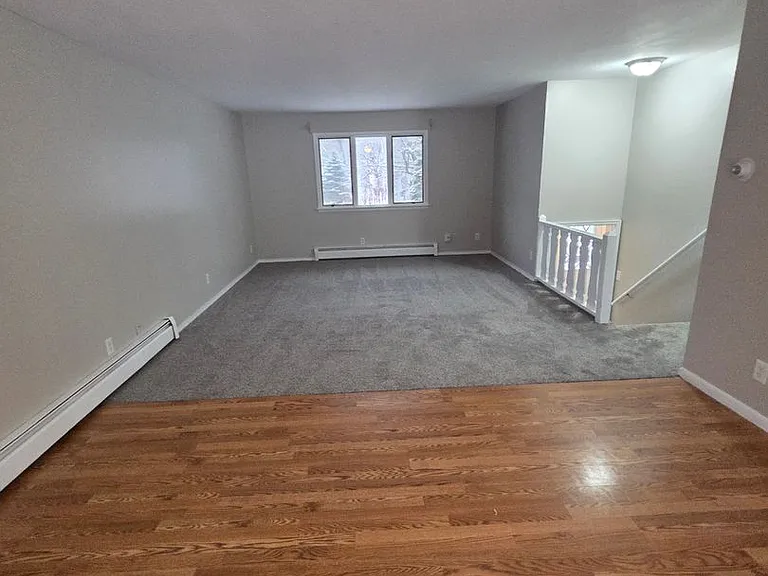 18206 Swiss Dr — Photo 2