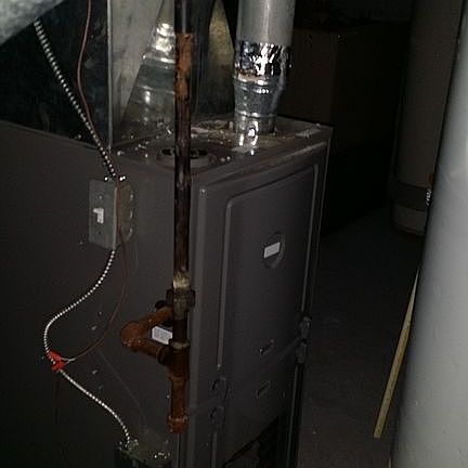 4th image of 2994 E 126th St