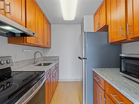 5th image of 1011 Prospect St APT 809