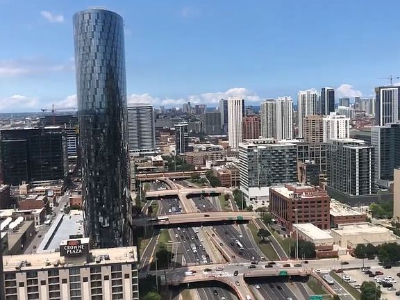 4th image of 612 W Adams St Penthouse 3301