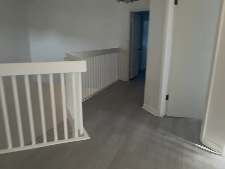 127 SW 159th Way — Photo 35