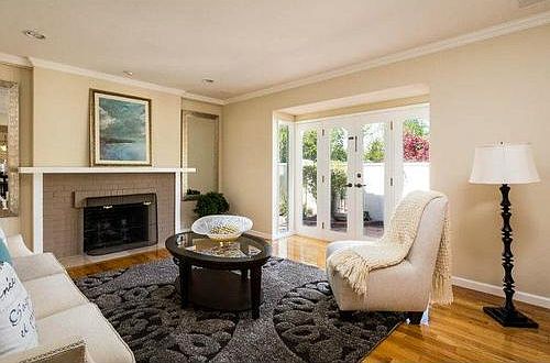 3rd image of 13018 Anza Dr