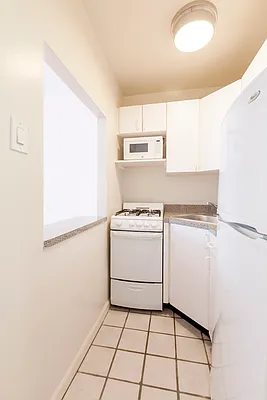 Rented by Mirador Real Estate | media 11