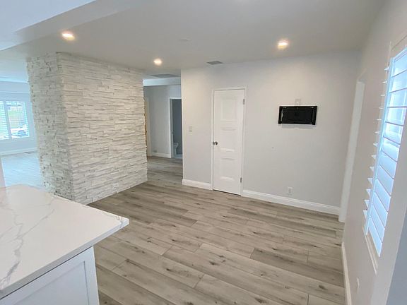 5th image of 4931 W Broadway