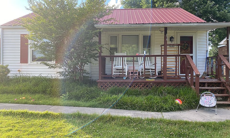 1st image of 1016 Delrose Dr