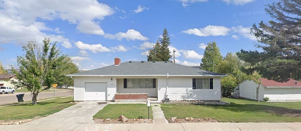 1st image of 726 3rd West Ave