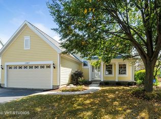 1387 Burnett Dr, Aurora, IL 60502