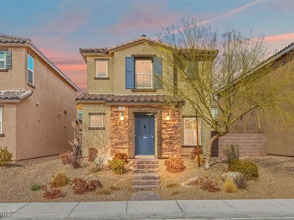 1141 Glistening Acres Ave