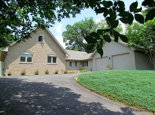 3215 Avenham Ave SW, Roanoke, VA 24014