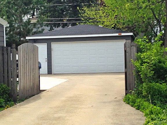 5th image of 215 S Glenwood Pl