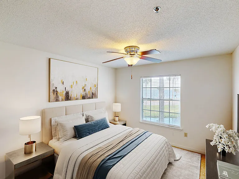 Regatta Shores — Photo 15