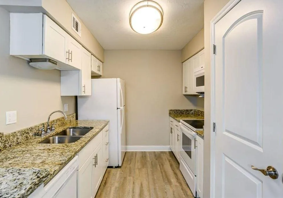 Garden Grove Apartments — Photo 3