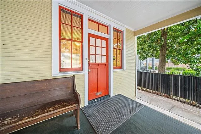 2608 Magazine St — Photo 3
