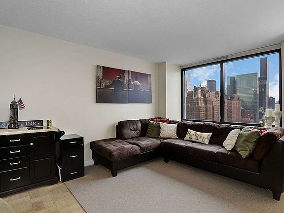 2nd image of 415 E 37th St APT 25H
