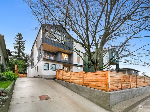 341 NE 90th Street #1, Seattle, WA 98115