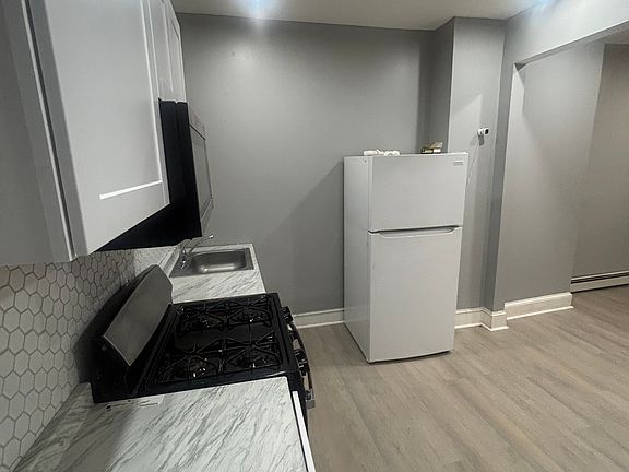 3rd image of 843 E State St Floor 1