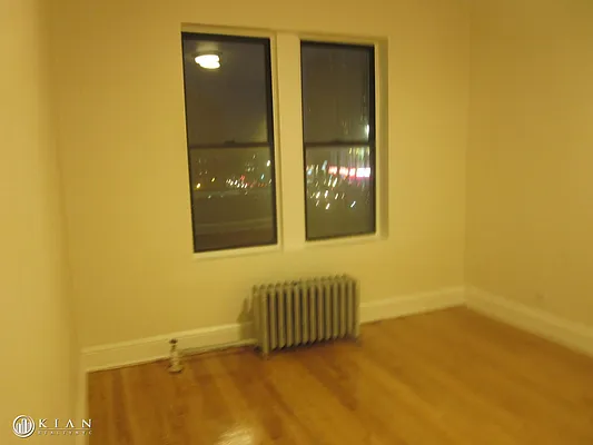 Rented by Kian Realty | media 17