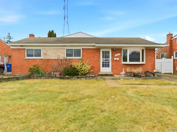 30139 Flanders Ave, Warren, MI 48088