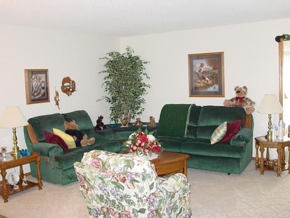 4th image of 2809 Knight Dr