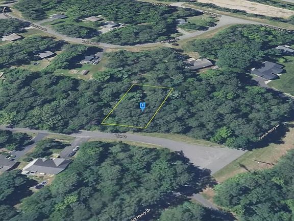 5th image of 300 Union Dr