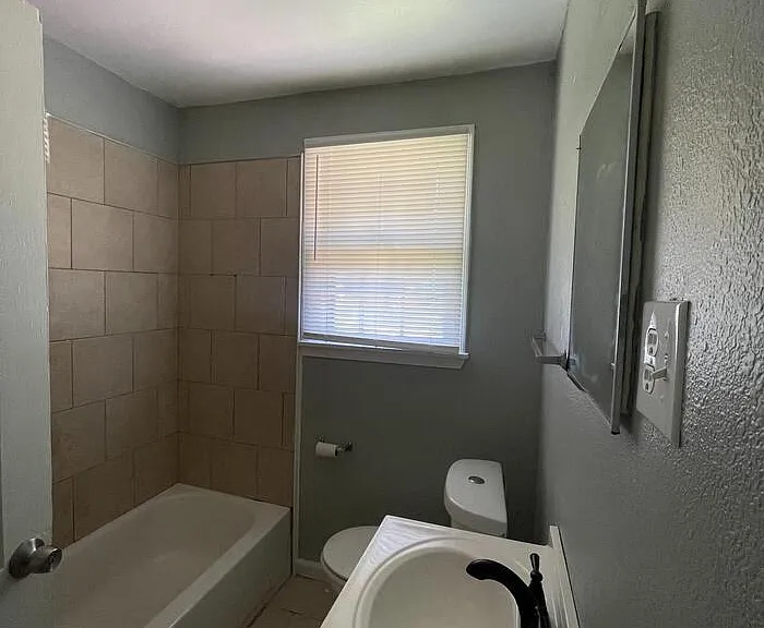 4317 Ferndale Rd — Photo 5