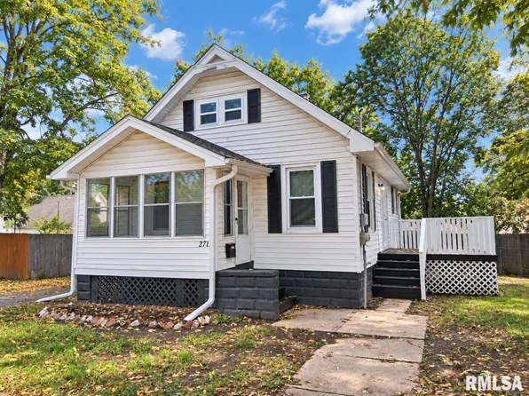 2712 N Ellis St, Peoria, IL 61604