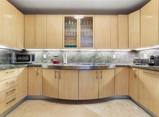 100 S Pointe Dr #Cu-1810, Miami Beach, FL 33139