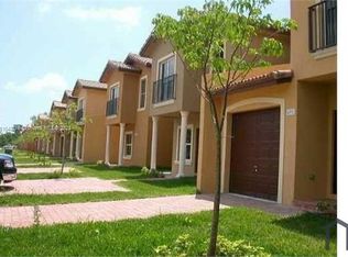 627 SW 10th St, Florida City, FL 33034