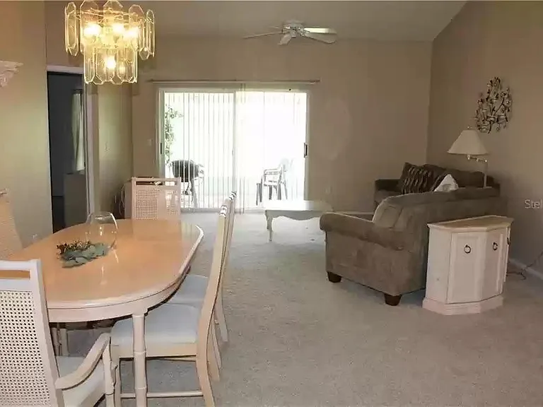 2379 Bentley Dr — Photo 5
