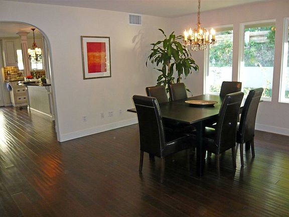 Elegant dining room