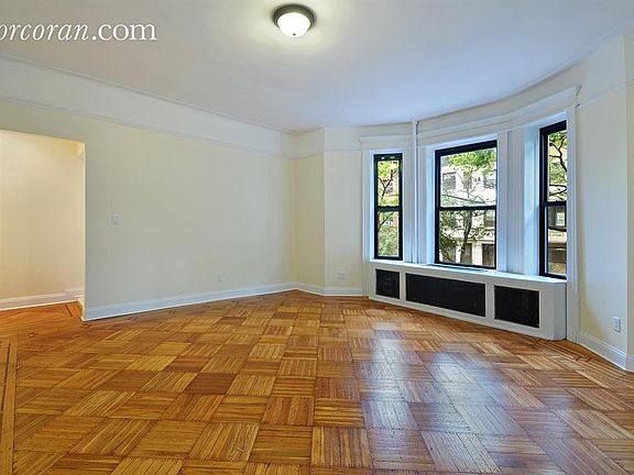 3rd image of 582 5th St APT 1B