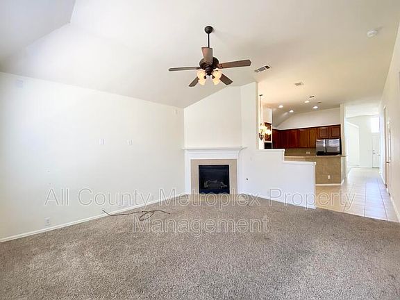 4th image of 2856 S Serrano