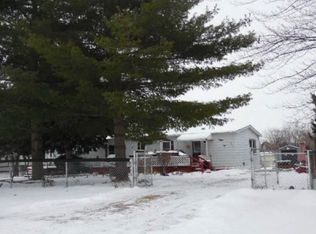 8870 E Country Ln, Lennon, MI 48449