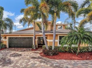 16355 Redington Dr, Redington Beach, FL 33708