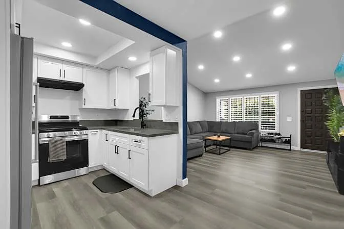 2350 Osbun Rd #OSBUN SQUARE — Photo 8
