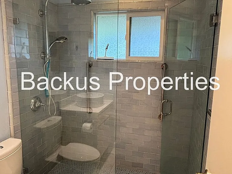 194 Hacienda Carmel — Photo 11